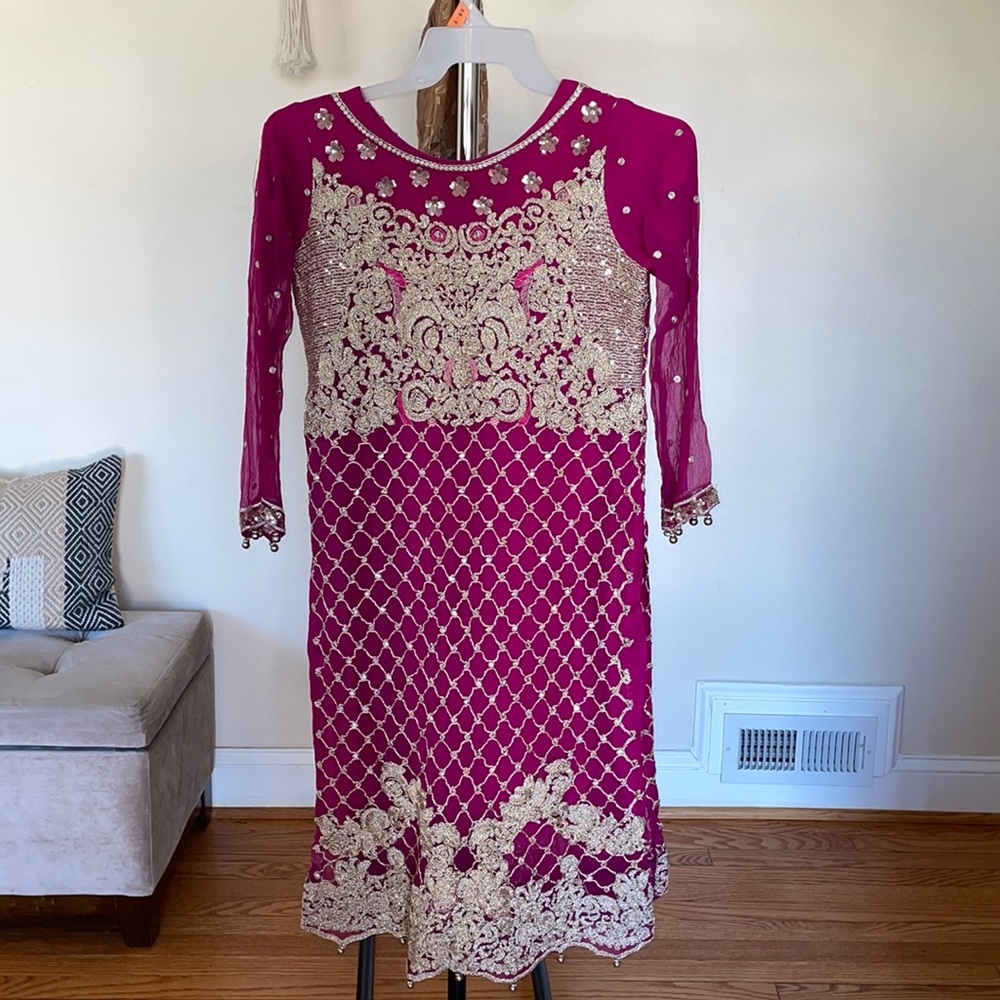 Georgette Salwar Kameez in Pink (Medium) | India Pakistan Bangladesh